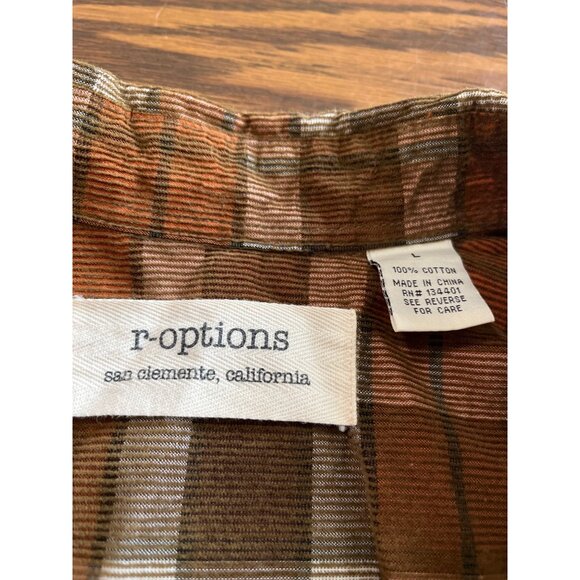 r-options San Clemente, California long sleeved button front plaid shirt size L - Picture 3 of 7